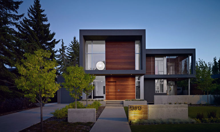 Luxury family house
